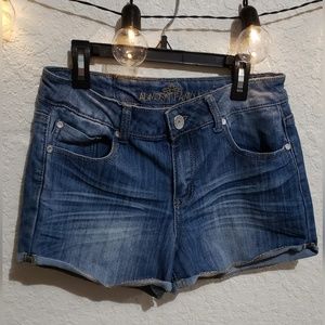 Almost Famous Jean Shorts w Gold Stitching Sz 9